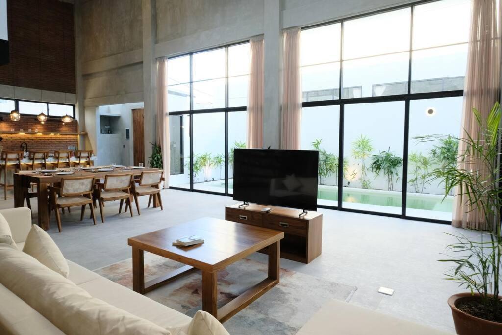 Manresa Villa Bali 2 Canggu Extérieur photo